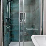 Дом отдыха Kitson House - Sea Views, Old Town, 5 Min Walk To Beach, Street Parking Скарборо