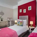 Kitson House - Sea Views, Old Town, 5 Min Walk To Beach, Street Parking Дом отдыха Скарборо