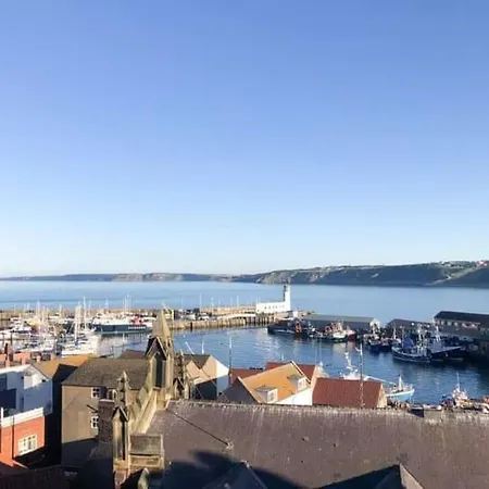 Feriehus Kitson House - Sea Views, Terraces, 1 Min Walk To Seafront, 5 To Beach, Free Street Parking, Old Town